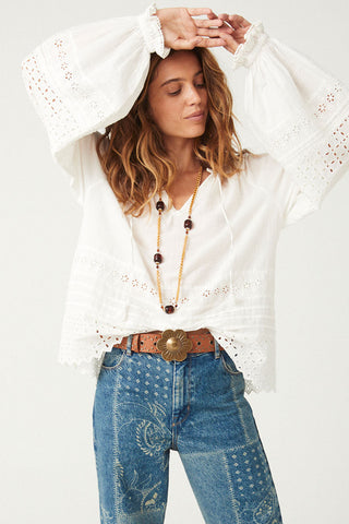 Spell-LoveInTheAfternoon-Blouse-Daisy-1042_449bd363-0a2e-4b1a-b832-b65a1ac1b378.jpg