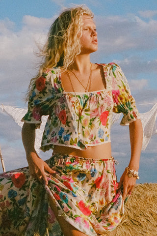 valley-of-the-dolls-short-sleeve-blouse