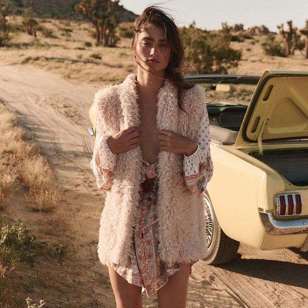 eaphi FLUFFY PEPLUM VEST beige FREE 完売商品 Fluffy peplum vest eaphi
