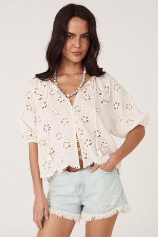 love-note-broderie-blouse