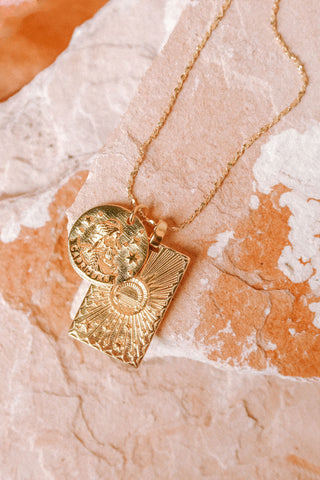 capricorn-stargazer-zodiac-necklace