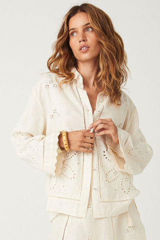 spell-pfeiffer-shirt-antiquecream-0674_789b5164-42d3-4a50-be9b-ecaf612a38cd-jpg