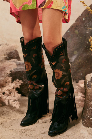 sannah-fringe-boot