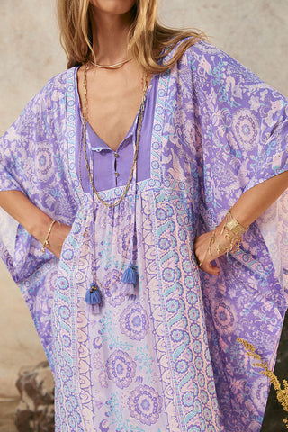 sannah-scrunchie-with-tie