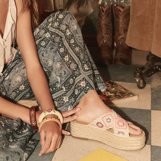 spell-sunchaser-crochetespadrille-cosmicdaisy-square-jpg