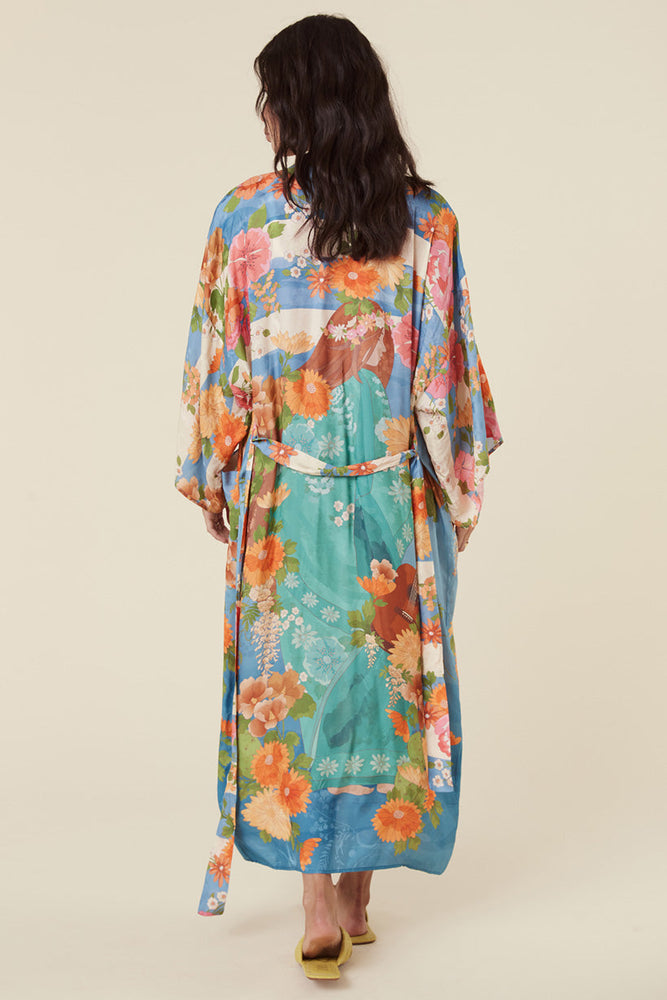 Carrie Robe SPELL USA